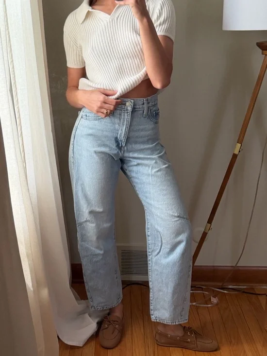 Levi’s barrel leg Cinch Light Blue Women’s Jeans - Picture 2 of 5